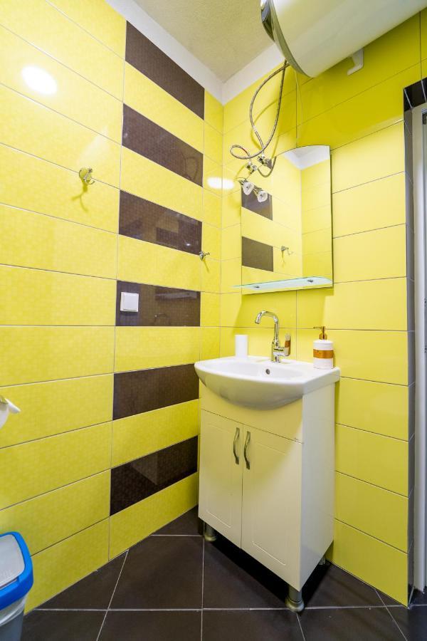 Cozy Little Apartment In Studentski Grad 소피아 외부 사진
